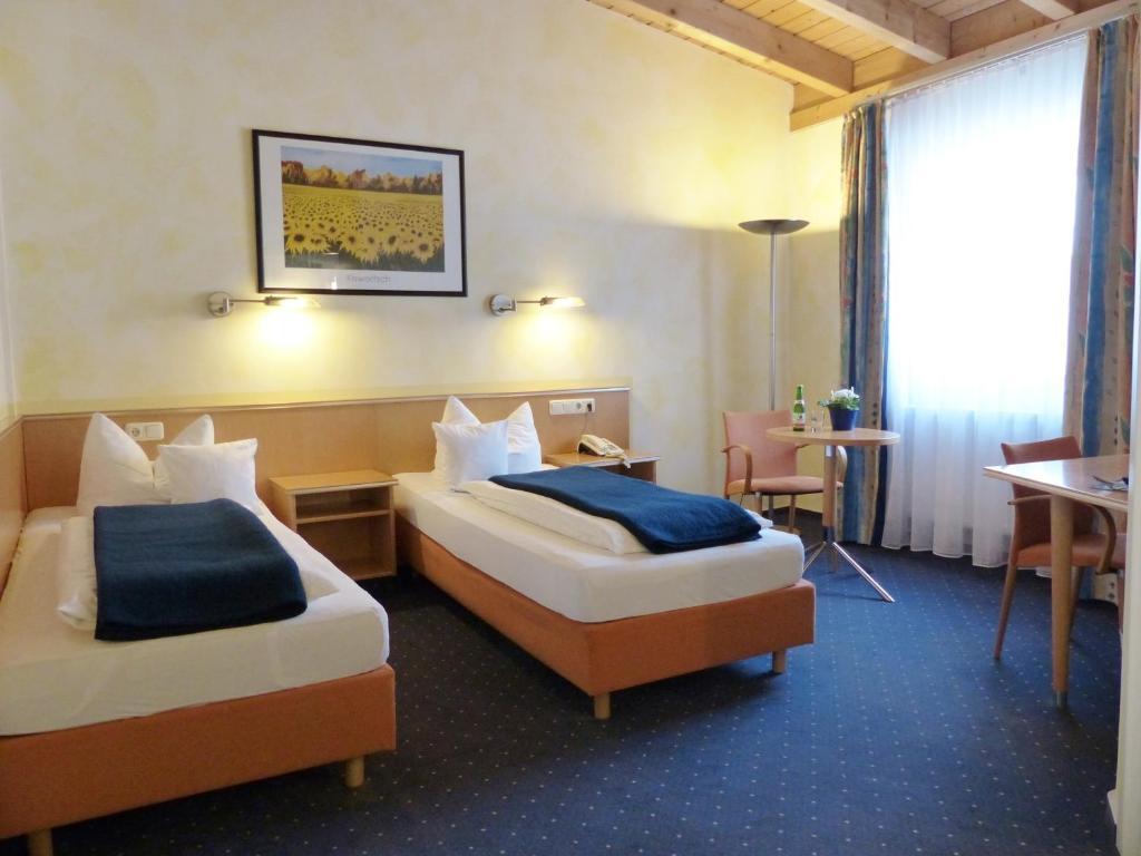 Grimmelshausen Hotel Gelnhausen Δωμάτιο φωτογραφία